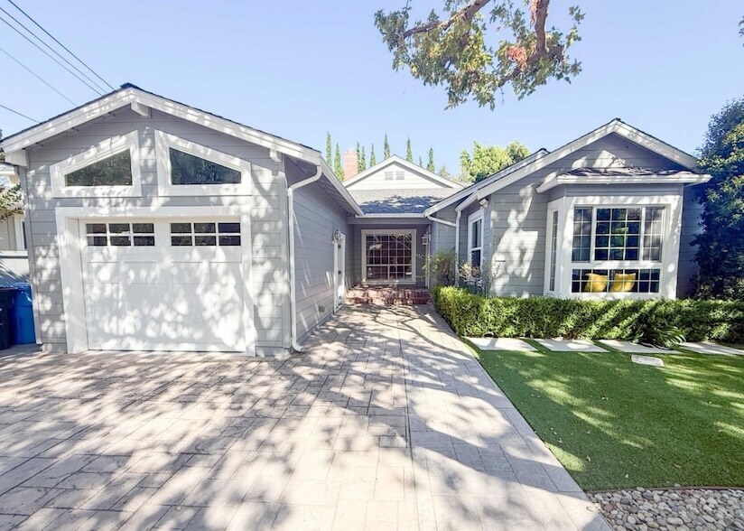 Foto principal - 663 17th Ave