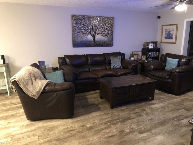 Building Photo - 3 br, 2 bath Condo - 6593 River Run Boulevard