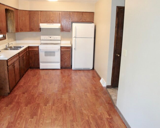 Building Photo - 2921 Northland Dr