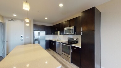 Interior Photo - Channel Mission Bay