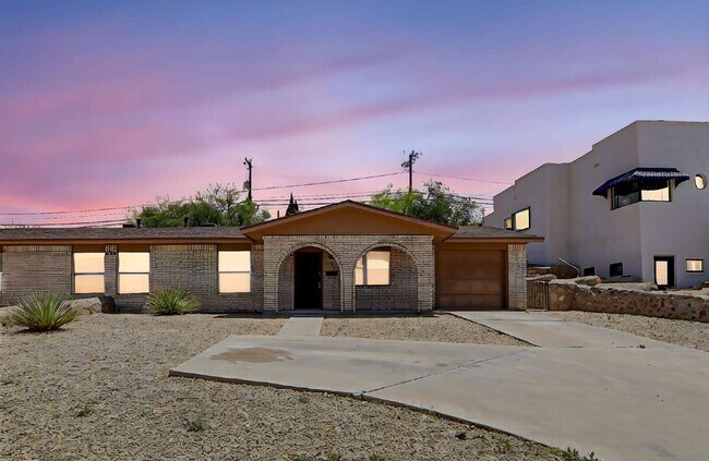Building Photo - 3214 N Stanton St