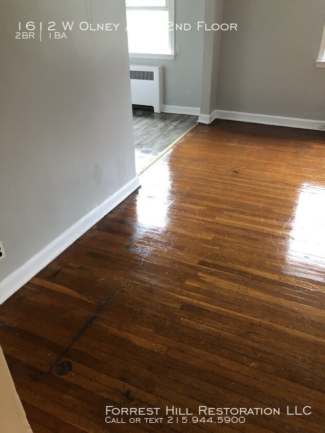 Foto principal - 1612 W Olney Ave