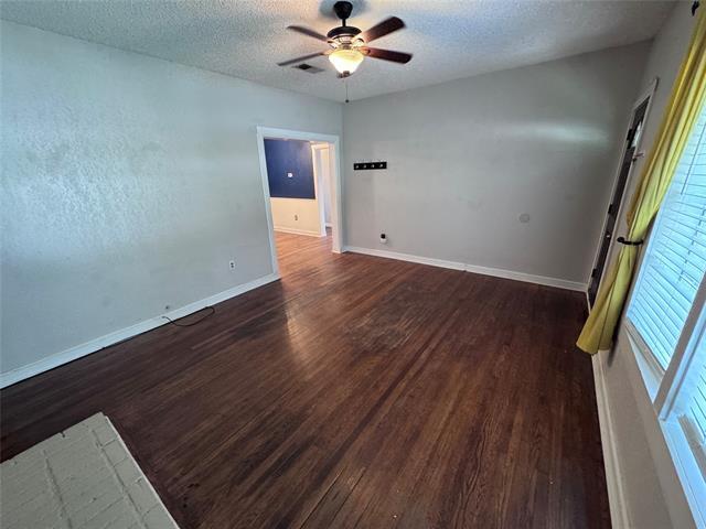 Foto del edificio - 2857 W Twelfth St