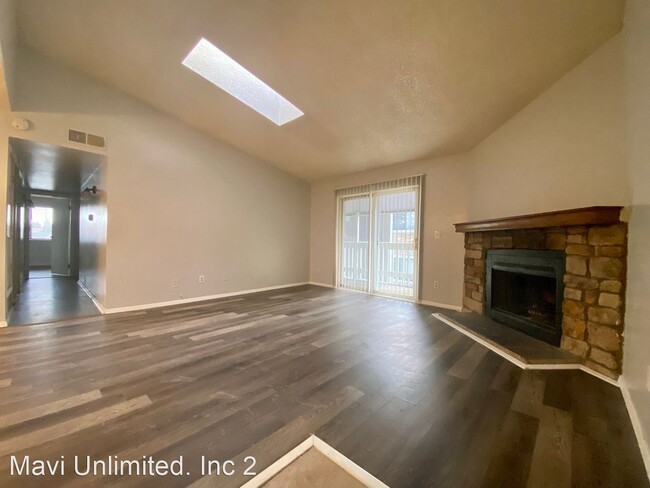 Foto del edificio - 3 br, 2 bath House - 18193 E Kentucky Ave ...