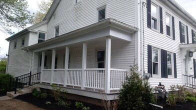 Building Photo - 1279 Pond St