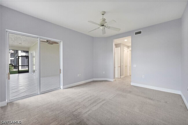 Foto del edificio - 9142 Cherry Oaks Ln
