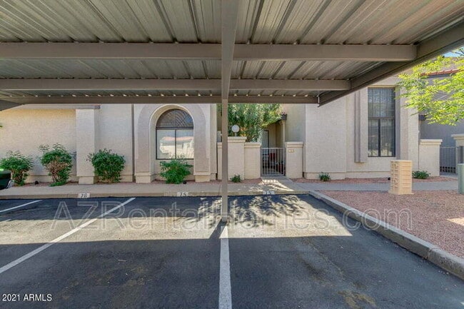 Building Photo - 1718 S Longmore