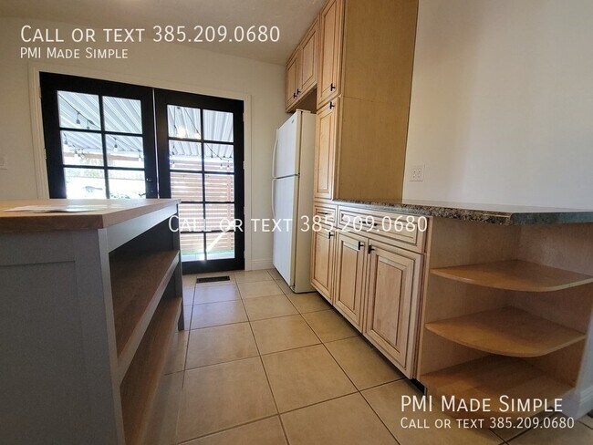 Building Photo - Single Family Home in West Valley