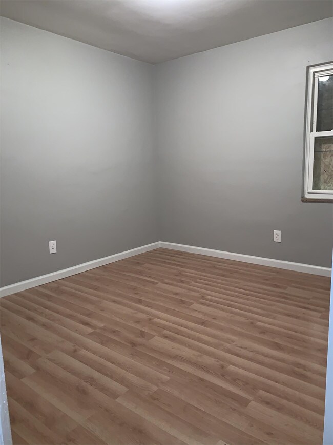 Foto del edificio - 12890 Grandmont Ave