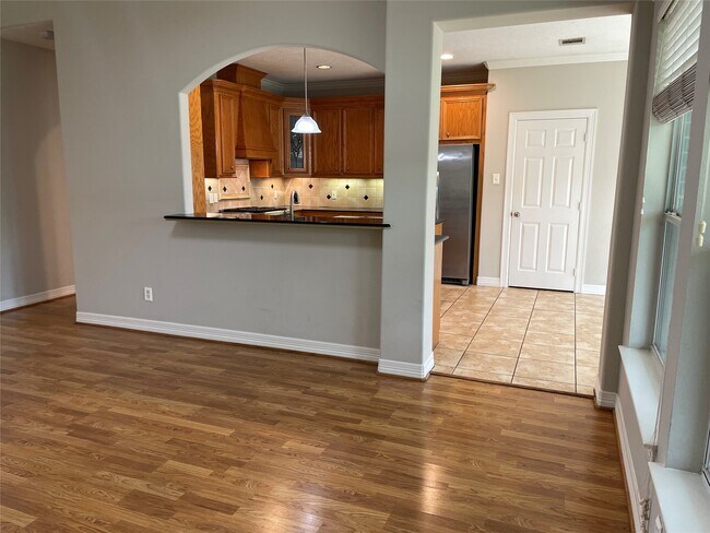 Building Photo - 15480 Constellation Cir W