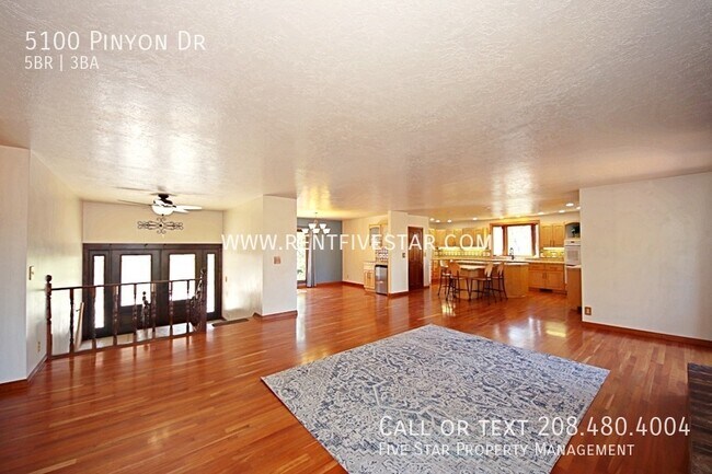 Building Photo - 5100 Pinyon Dr
