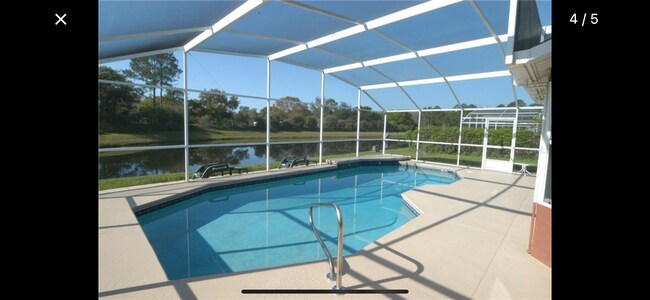 Building Photo - 4712 Windwood Dr