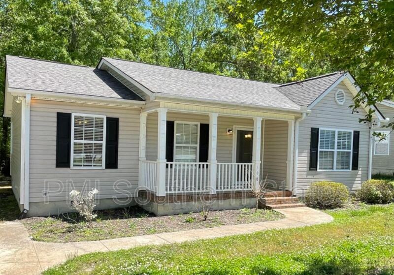 108 Lakeview Dr, Fountain Inn, SC 29644 House Rental in Fountain Inn