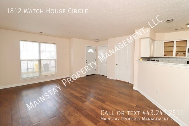 Building Photo - 3 Bedroom Townhome with Updated Primary Bath!
