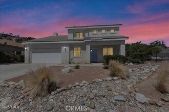 Building Photo - 40219 Peonza Ln