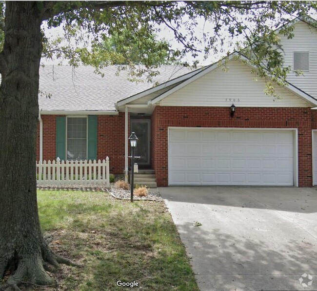 Building Photo - 3906 Eastgate Dr