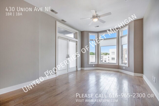 Building Photo - Tours Estimated to Begin 8/23 | 1 Bed 1 Ba...