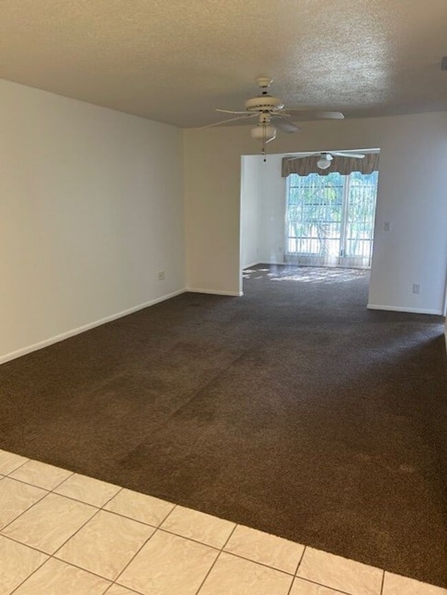 Foto del edificio - Well maintained 2/2 condo in 55+ community