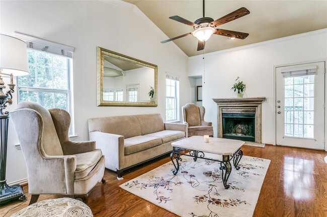 Building Photo - 2601 Preston Rd