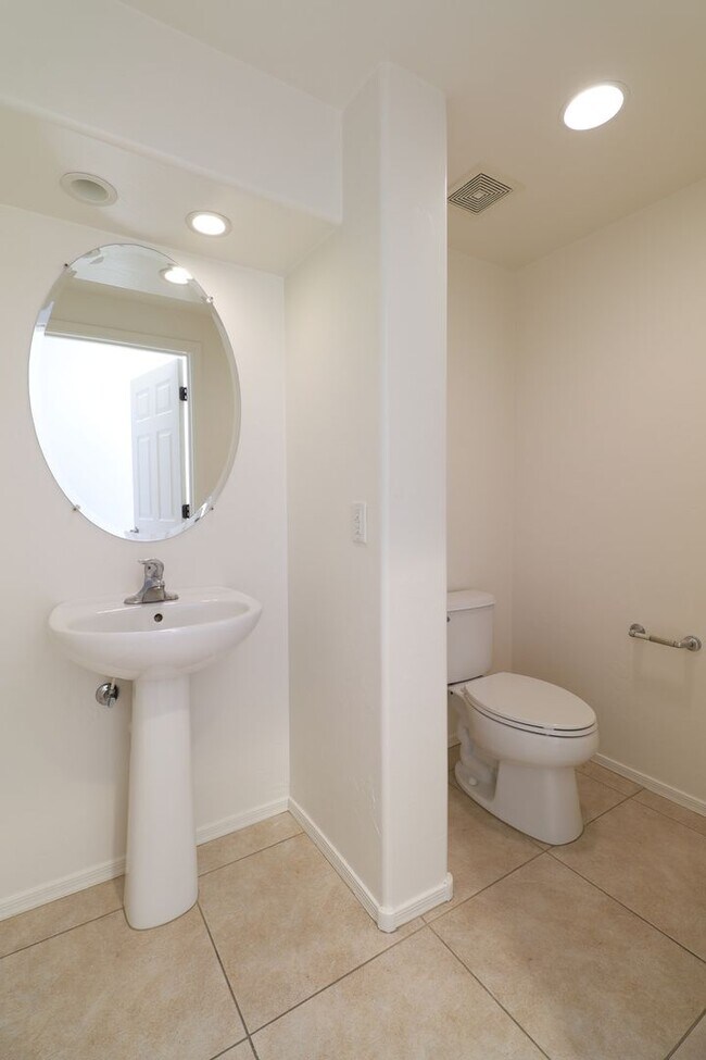 Foto del edificio - Great Location! 3Bed 2Bath House