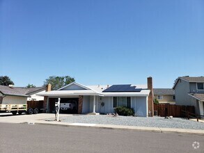 Building Photo - 1644 Fieldcrest Dr