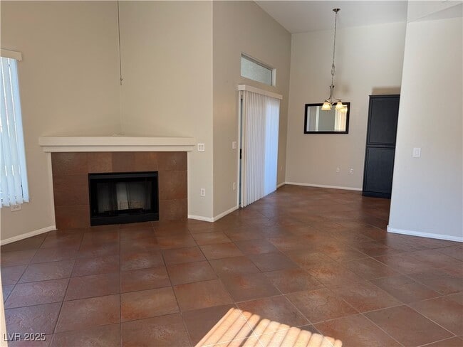 Building Photo - 3540 Cactus Shadow St