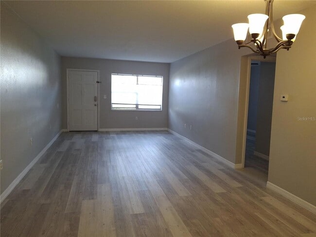 Foto del edificio - 955 51st St N