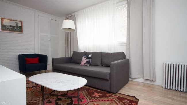 Building Photo - 2 br, 1 bath Apartment - 185 Withers St 1