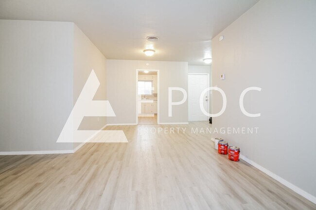 Foto del edificio - 1120 SW 43rd St