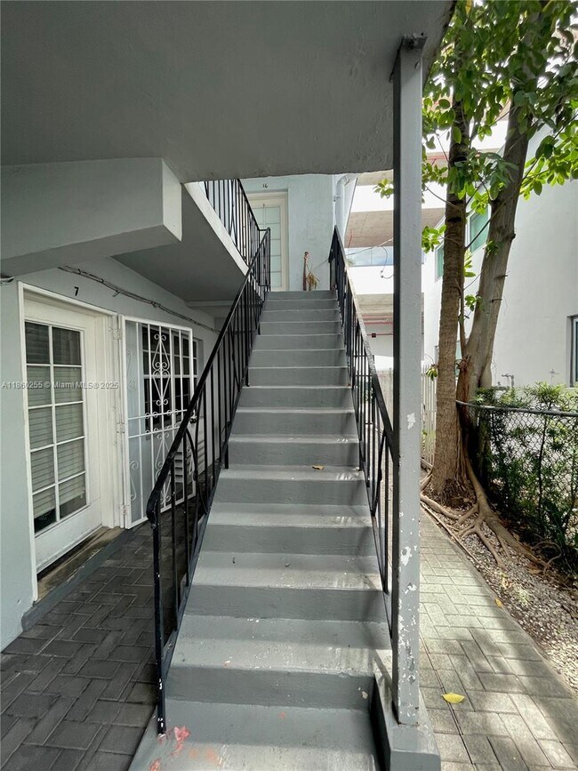Foto del edificio - 1611 West Ave