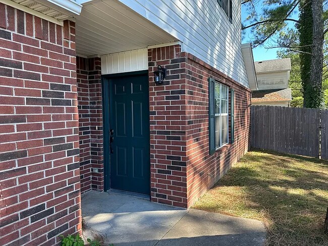 Foto del edificio - 2833 W Wildwood Dr