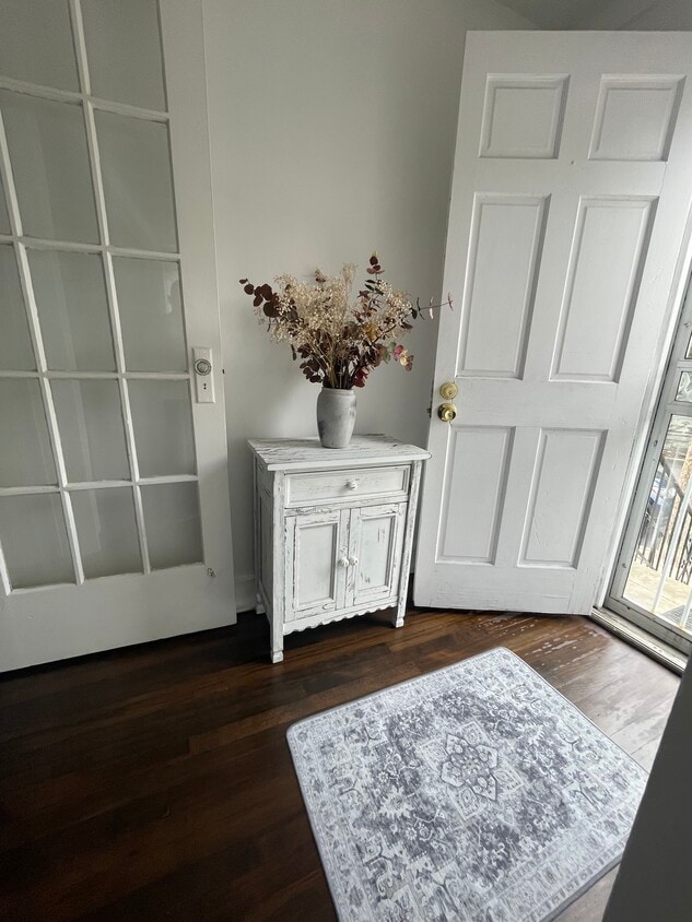 Foto principal - 8930 83rd Ave