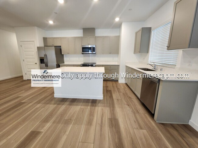Foto del edificio - New Construction Home Available Now!