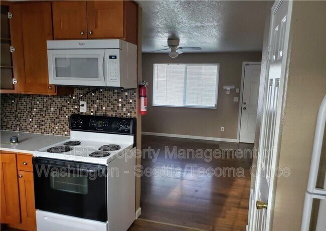 Foto del edificio - 1517 E 38th St