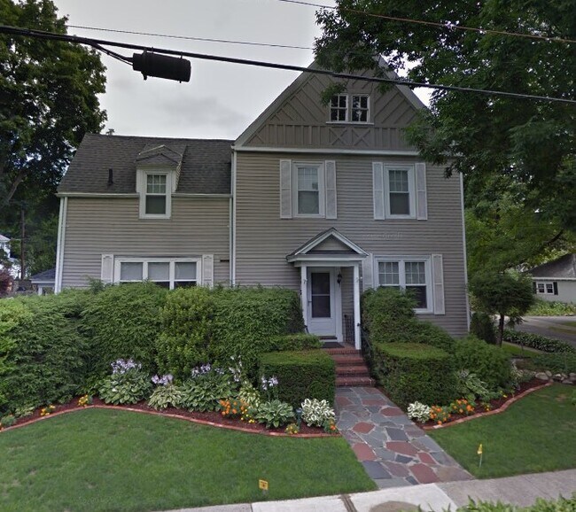 79 Bacon St Unit 79 Bacon Street, Winchester, MA 01890 Apartments in Winchester, MA