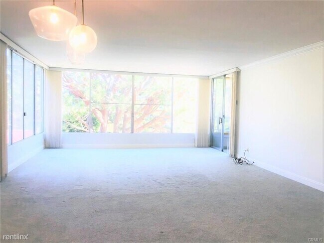 Building Photo - 32646 Coastsite Dr