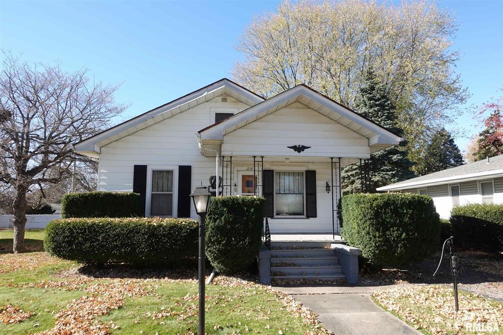 Primary Photo - 218 Madison St