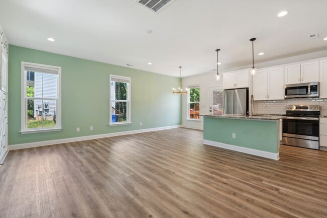 Building Photo - 3 Bed 2.5 Bath Modern Retreat - Available ...