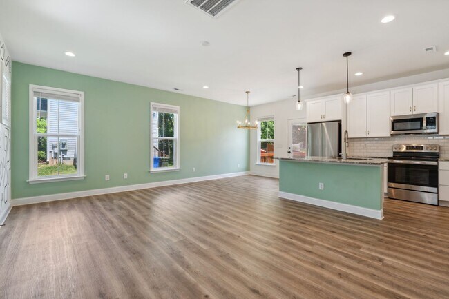 Foto del edificio - 3 Bed 2.5 Bath Modern Retreat - Available ...