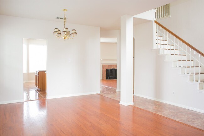 Foto del edificio - 14603 Bladenboro Dr