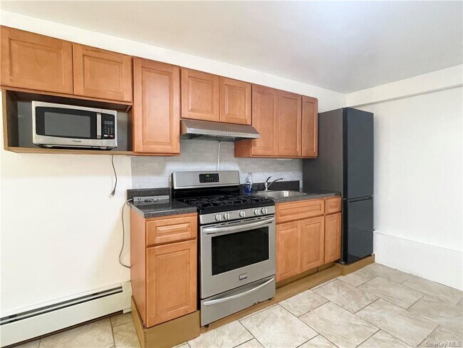 Foto del edificio - 35 Shipman Ave