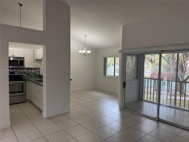 Building Photo - 13910 SW 91st Terrace