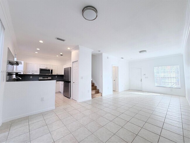 Foto del edificio - 792 NW 170th Terrace