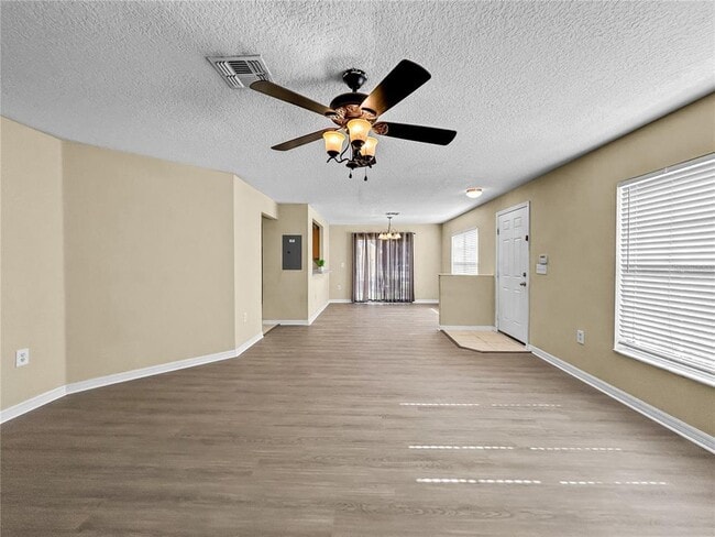 Foto del edificio - 5403 Quarry Rock Rd