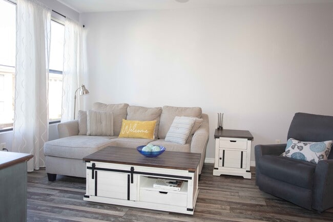 Foto del edificio - 6900 E Princess Dr