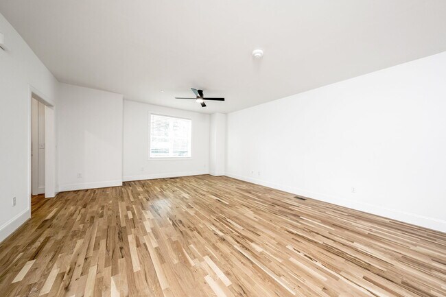 Foto del edificio - 3818 Lands End Ct