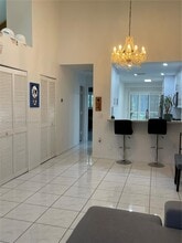 Building Photo - 1625 N 15th Terrace