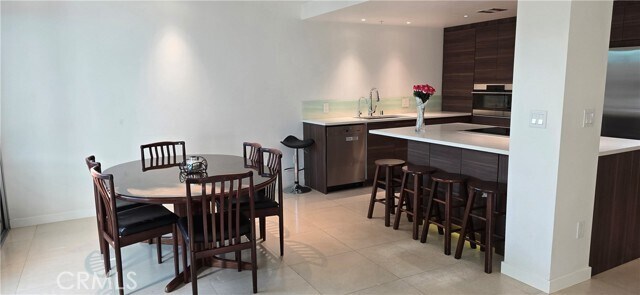 Foto del edificio - 5224 Walnut Ave