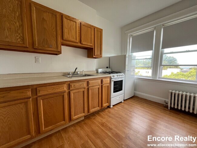 Foto del edificio - 1750 Commonwealth Ave