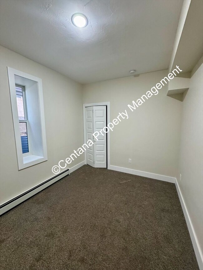 Foto del edificio - 614 N Alaska St